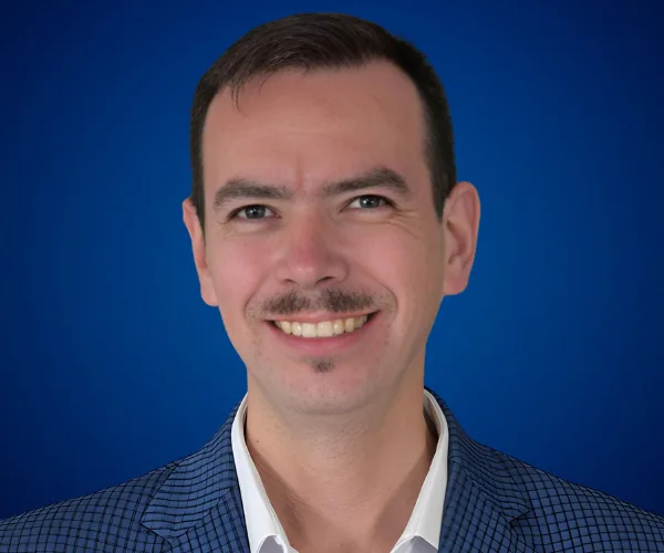Ricardo Pérez — Conferencista de Cambio y Adaptación Adaptabilidad