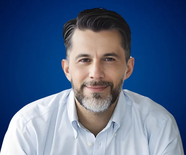 Allan Loría — Conferencista de Trabajo en Equipo