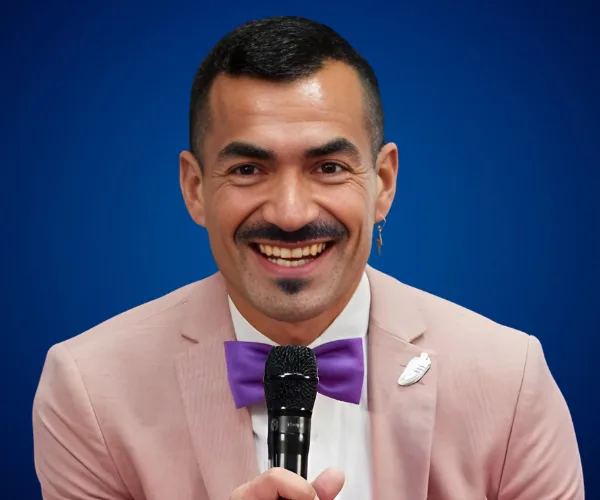 Octavio Díaz Matus — Conferencista de Servicio Al Cliente Cultura de Servicio