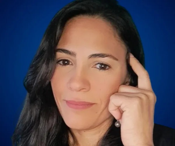 Fabiana Matos — Conferencista de Inteligencia Emocional